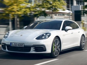 Фотографии модельного ряда Porsche Panamera универсал